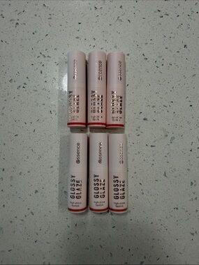 Essence Glossy Glaze High Shine Lipstick